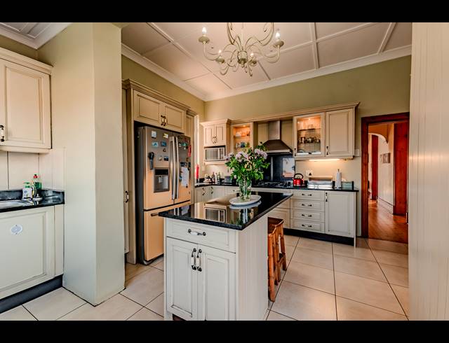 3 BEDROOM HOUSE FOR SALE IN GLENWOOD